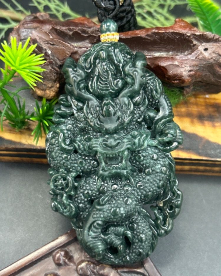龙行天下