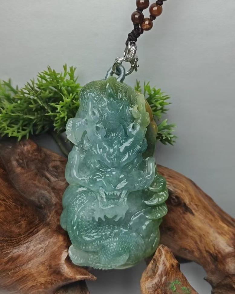 龙行天下