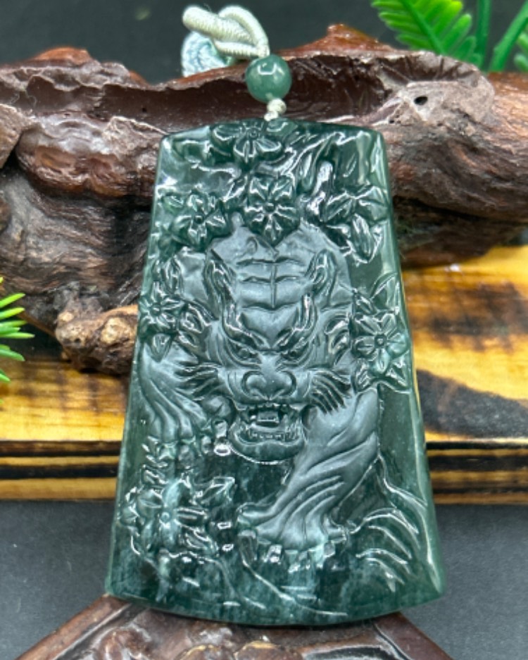 虎虎生威