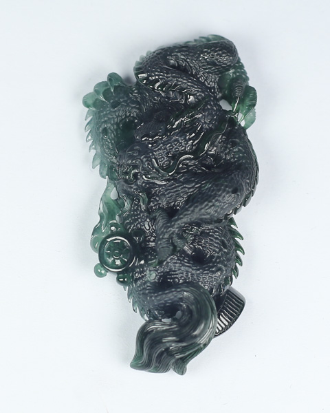 龙行天下