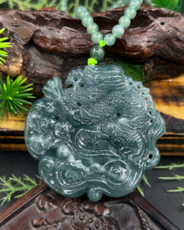 龙腾四海
