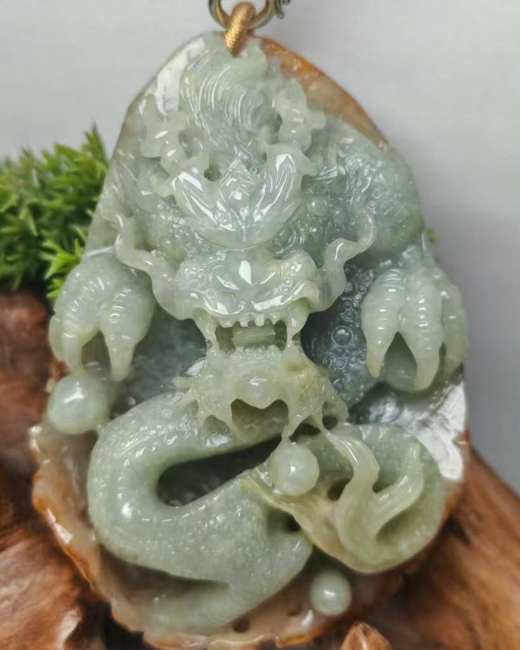 龙行天下