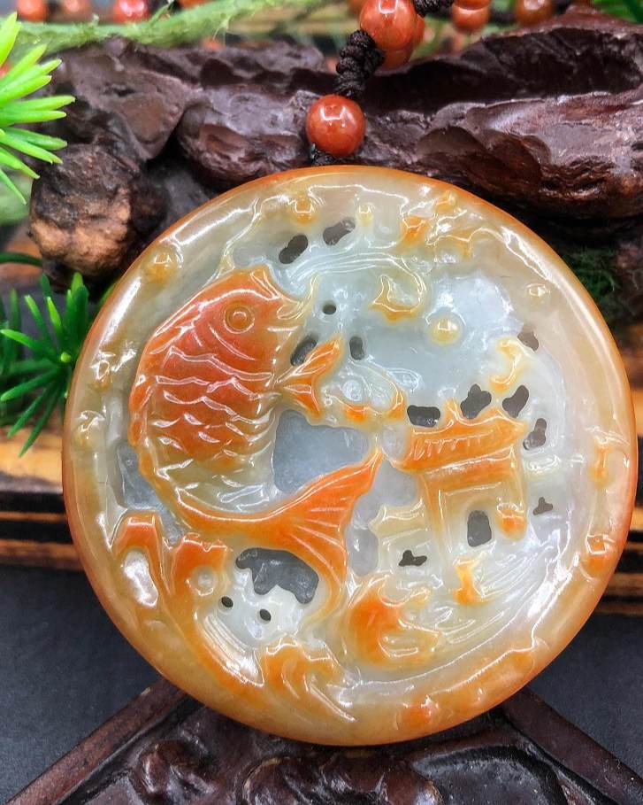 鱼跃龙门