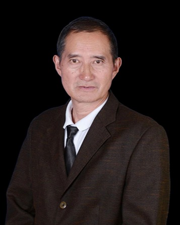 袁新华